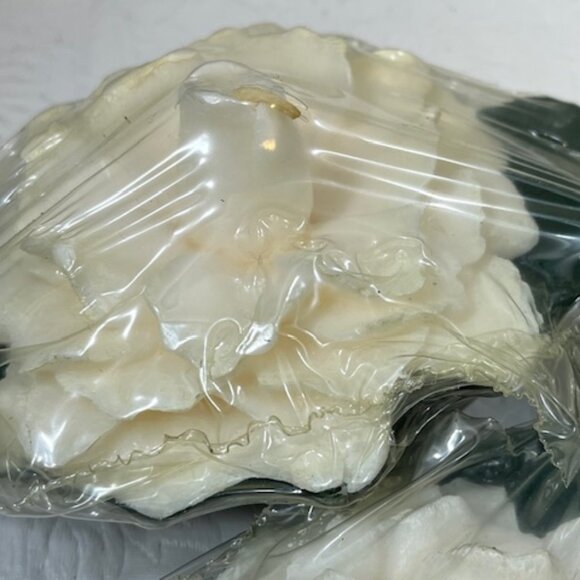 VTG 4 White Magnolia Floating Floral Candles Michael Coffindaffer 5.5"x4" - Picture 8 of 11